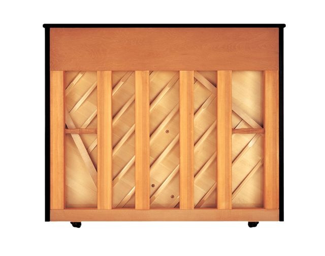 Yamaha SU7, Rückseite