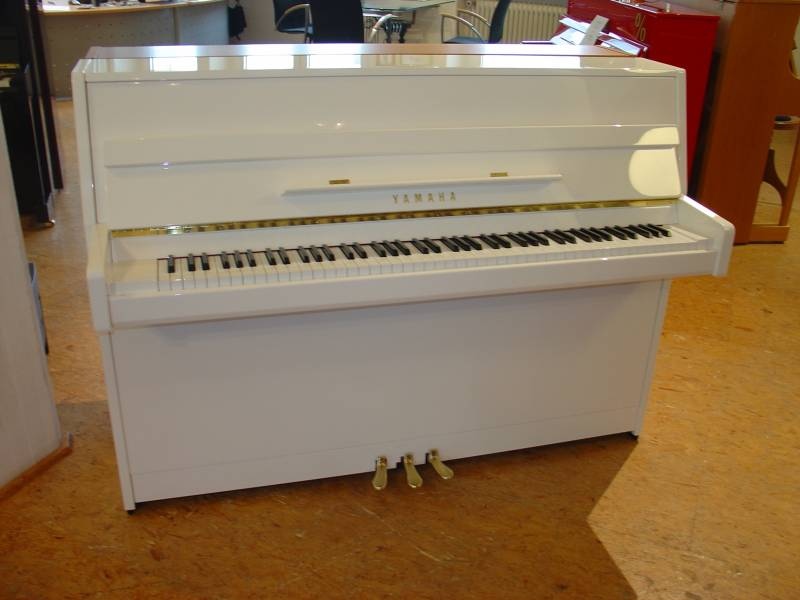 Yamaha b1, weiß poliert
